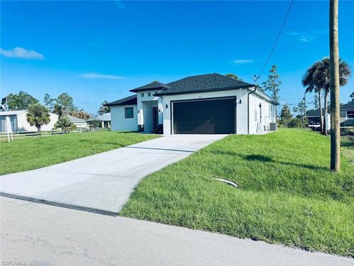 837 Foxtail St, LEHIGH ACRES, FL, 33974-3417 | Card Image