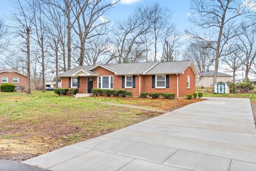 2522 Timberwood Dr, Clarksville, TN, 37040-6629 | Card Image