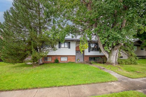 5248 37 Street, Innisfail, AB, T4G1G6 | Card Image