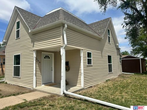 506 N 10th St, Geneva, NE, 68361-1118 | Card Image