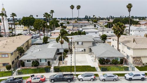 3554 Brenton Ave, Lynwood, CA, 90262-2044 | Card Image