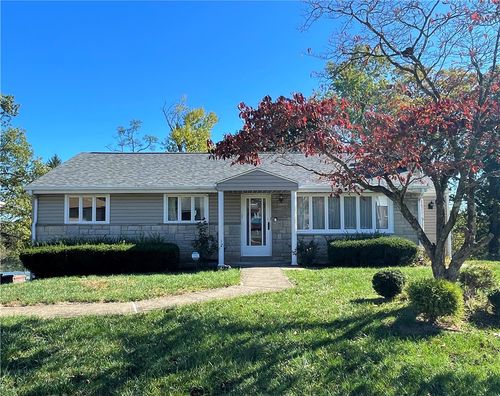 1602 Zeuger St, Glenshaw, PA, 15116-2221 | Card Image