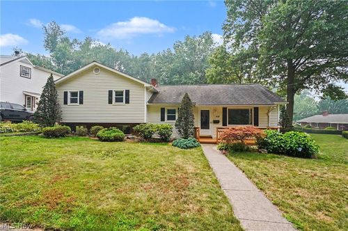 508 Loomis Ave, Cuyahoga Falls, OH, 44221-5002 | Card Image