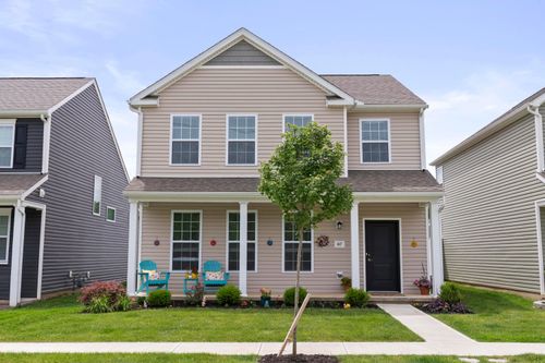 147 Blackwood Ave, Newark, OH, 43055-3400 | Card Image