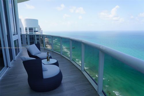 apt-4301-15901 Collins Ave, Sunny Isles Beach, FL, 33160-4167 | Card Image