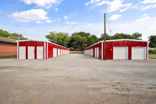 124 Brooks Ave, Corsicana, TX, 75110-2029 | Card Image