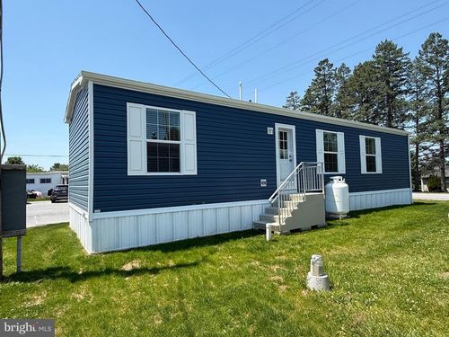 46 Mockingbird Ln, PHOENIXVILLE, PA, 19460-2217 | Card Image