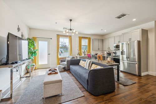 apt-113-612 21st Ave N, Nashville, TN, 37203-5243 | Card Image