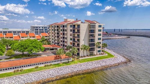 701-701 Port Royal Way, Pensacola, FL, 32502-5790 | Card Image