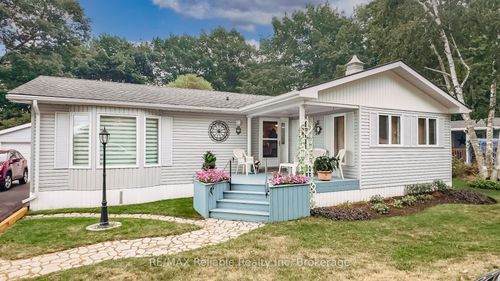 8 Cree Lane, Goderich, ON, N7A3Y2 | Card Image