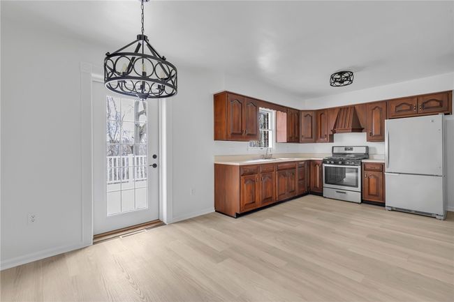 119 Chambers Dr, House other with 2 bedrooms, 2 bathrooms and 2 parking in Monaca PA | Image 5