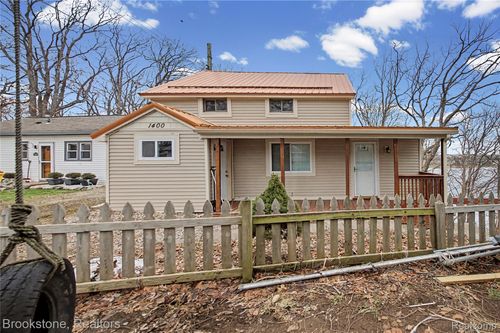 1400 Ora Rd, Oxford, MI, 48371-3238 | Card Image