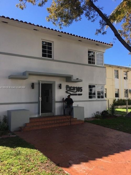 apt-7-7116 Bay Dr, Miami Beach, FL, 33141-5475 | Card Image