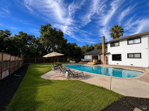 1 Greengate Court, Santa Rosa, CA, 95409 | Card Image