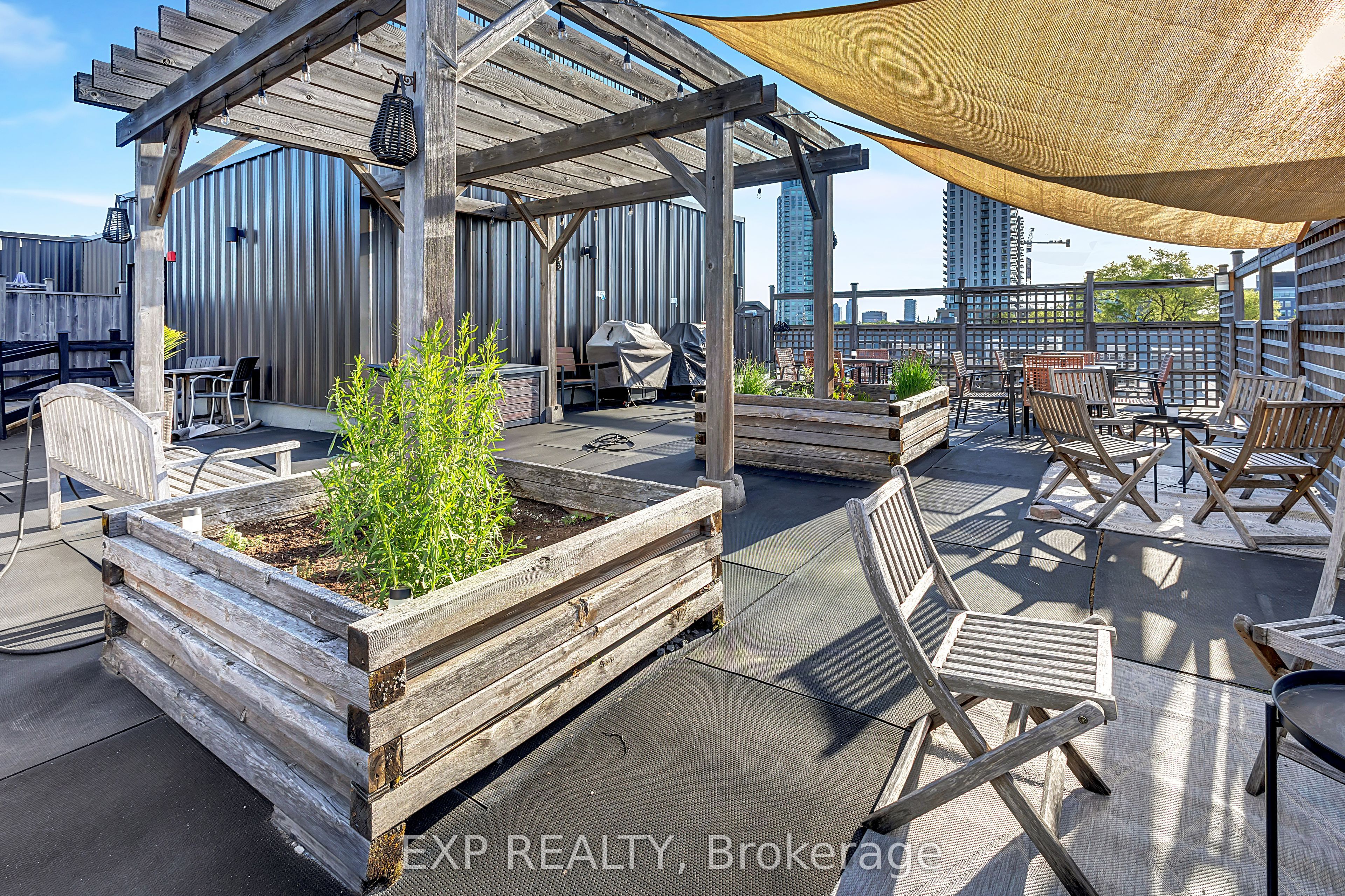 Residential in Westboro - Hampton Park 3