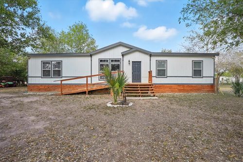 1004 Catholic Cemetery Rd, George West, TX, 78022-3895 | Card Image