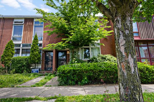 4753 S Woodlawn Ave, Chicago, IL, 60615-1917 | Card Image