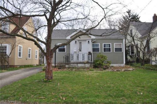 175 Harcourt Drive, Akron, OH, 44313 | Card Image