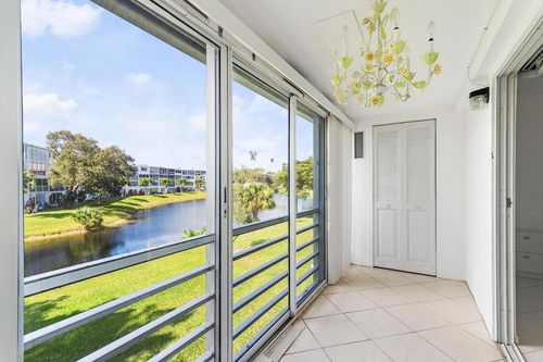 97-97 Oakridge H, Deerfield Beach, FL, 33442-1914 | Card Image