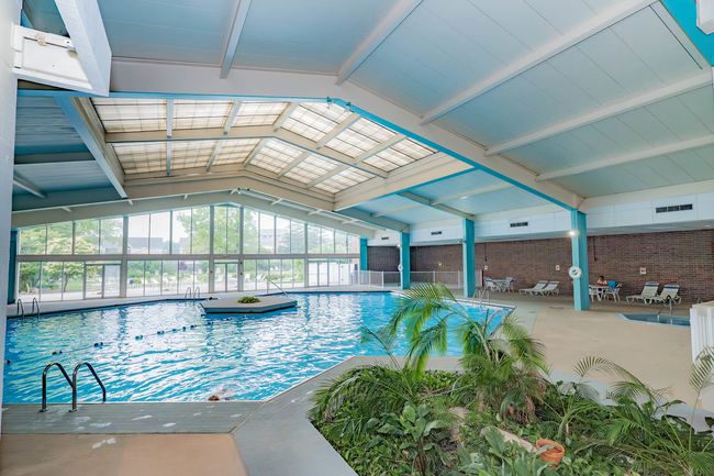 APT-210 - 3801 Appian Way, Home with 3 bedrooms, 2 bathrooms and null parking in Glenview IL | Image 25