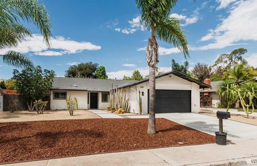 420 N Pacific St, San Marcos, CA, 92069-1331 | Card Image
