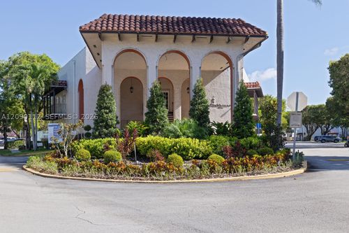 r16-10816 Sw 88th St, Miami, FL, 33176-1361 | Card Image