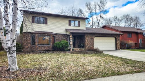 1937 19th St S, Fargo, ND, 58103-4716 | Card Image