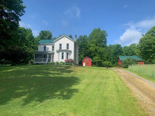 5511 Lake Rd, Atlantic, PA, 16111-2733 | Card Image