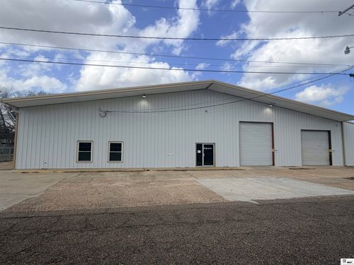 908 Wood St, West Monroe, LA, 71291-3250 | Card Image