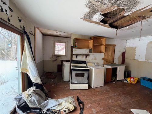 1153 Rockingham Rd, Bellows Falls, VT, 05101-3313 | Card Image