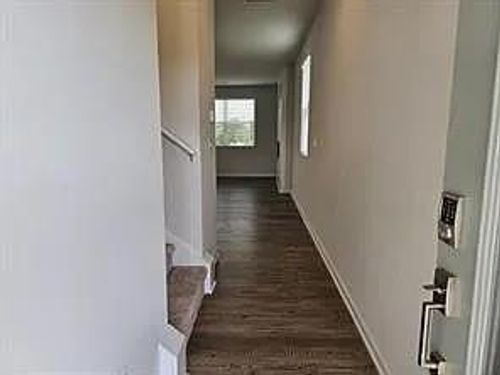 5308 Melbourne Ln, Flowery Branch, GA, 30542-1250 | Card Image