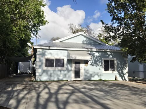 56 Tina Pl, Key Largo, FL, 33037-4532 | Card Image