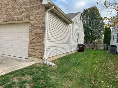 60 N Dockside Drive, House other with 3 bedrooms, 3 bathrooms and null parking in Springboro OH | Image 3