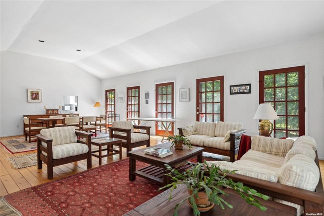24 Old Farm Rd, House other with 5 bedrooms, 4 bathrooms and null parking in Sagaponack NY | Image 4