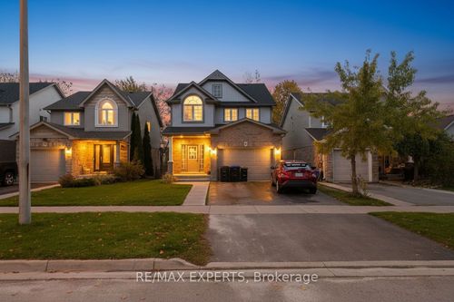 61 Wallace St, Alliston, ON, L9R2G6 | Card Image