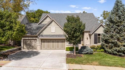 750 Suffolk Ln, Belton, MO, 64012-3377 | Card Image