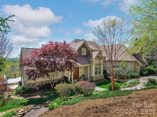 457 Coopers Hawk Dr, Asheville, NC, 28803-6102 | Card Image
