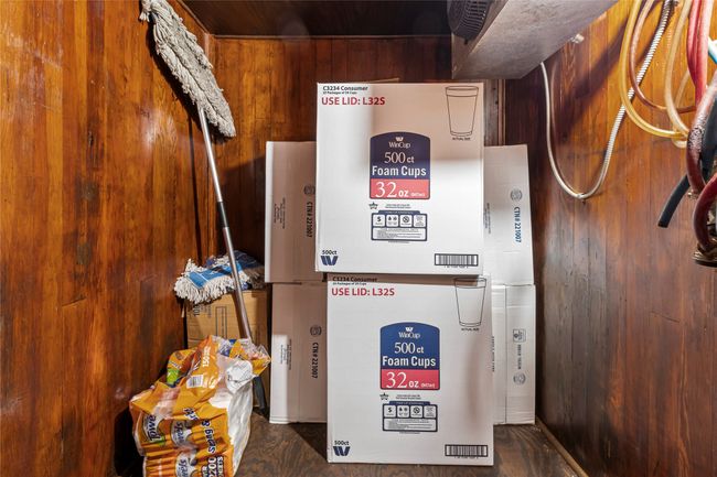 View of utility room | Image 23