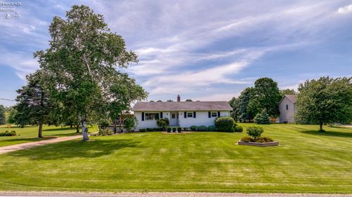 1320 Berlin Rd, Huron, OH, 44839-9733 | Card Image
