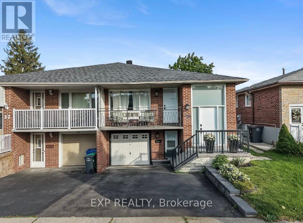 Residential in Brampton (Brampton North)
