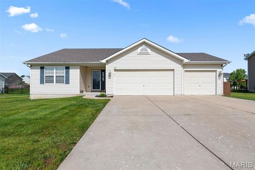 107 Piety Dr, Lake St Louis, MO, 63367-6475 | Card Image
