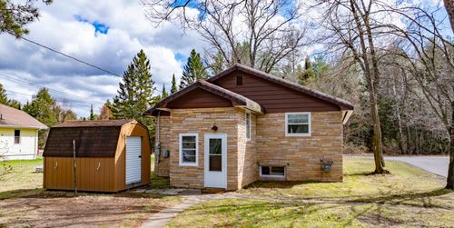513 Tamarack St, Eagle River, WI, 54521-9197 | Card Image