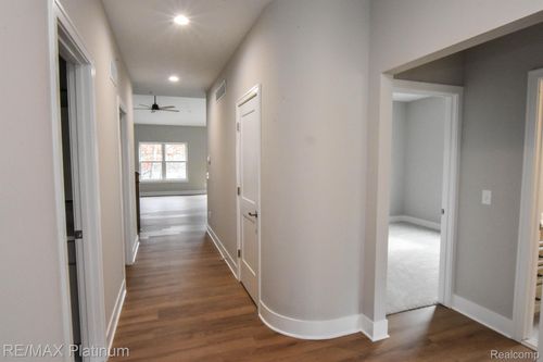 4580 Stillmeadow Dr, Howell, MI, 48843-6869 | Card Image