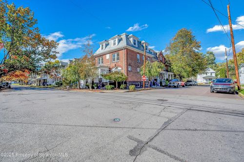 533 Franklin St, Wilkes Barre, PA, 18702-3703 | Card Image