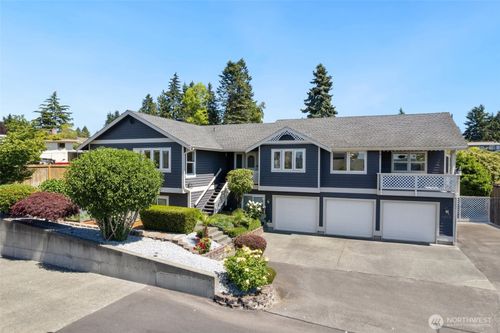 1022 S 225th Ln, Des Moines, WA, 98198-6964 | Card Image