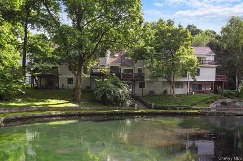6-6 Harriman Keep, Irvington, NY, 10533-1922 | Card Image