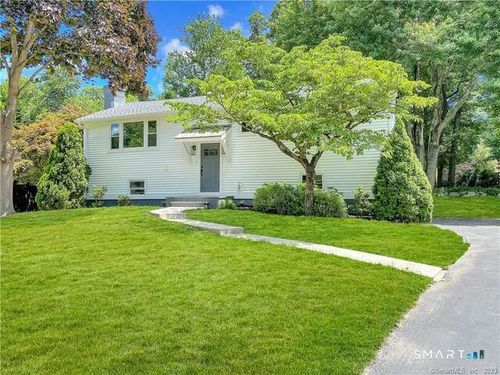 10 Donohue Dr, Norwalk, CT, 06851-1019 | Card Image