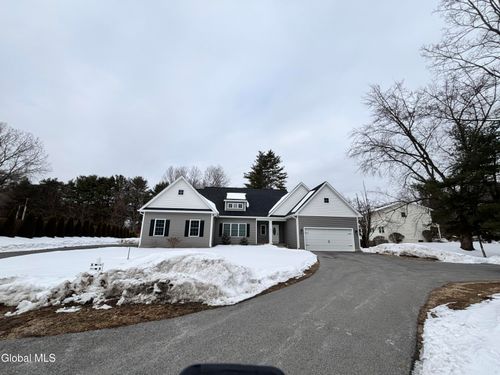 587A Grooms Rd, Clifton Park, NY, 12065 | Card Image