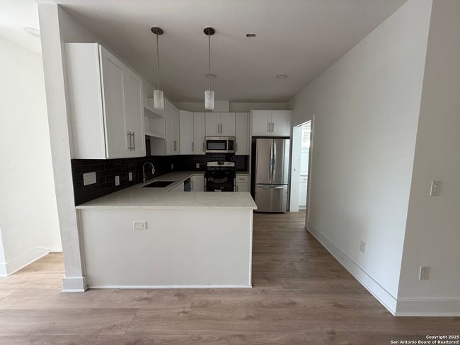 APT-104 - 715 Ogden St, Townhouse with 3 bedrooms, 4 bathrooms and null parking in San Antonio TX | Image 6