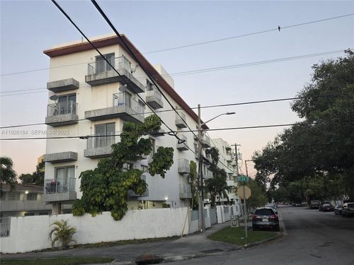 apt-3a-2389 Nw 26th St, Miami, FL, 33142-6686 | Card Image